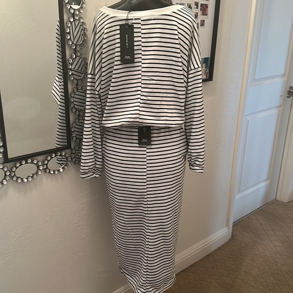 Kosmios 2- Piece White and Black Stripped Dress , Size Small - Picture 3 of 5